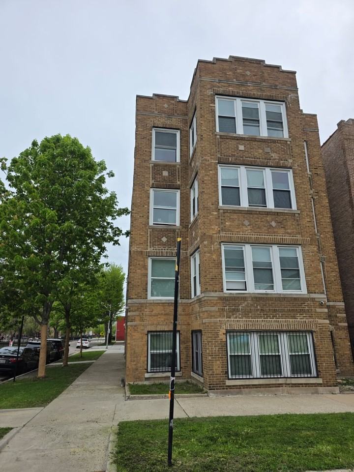 4315 W 15th St