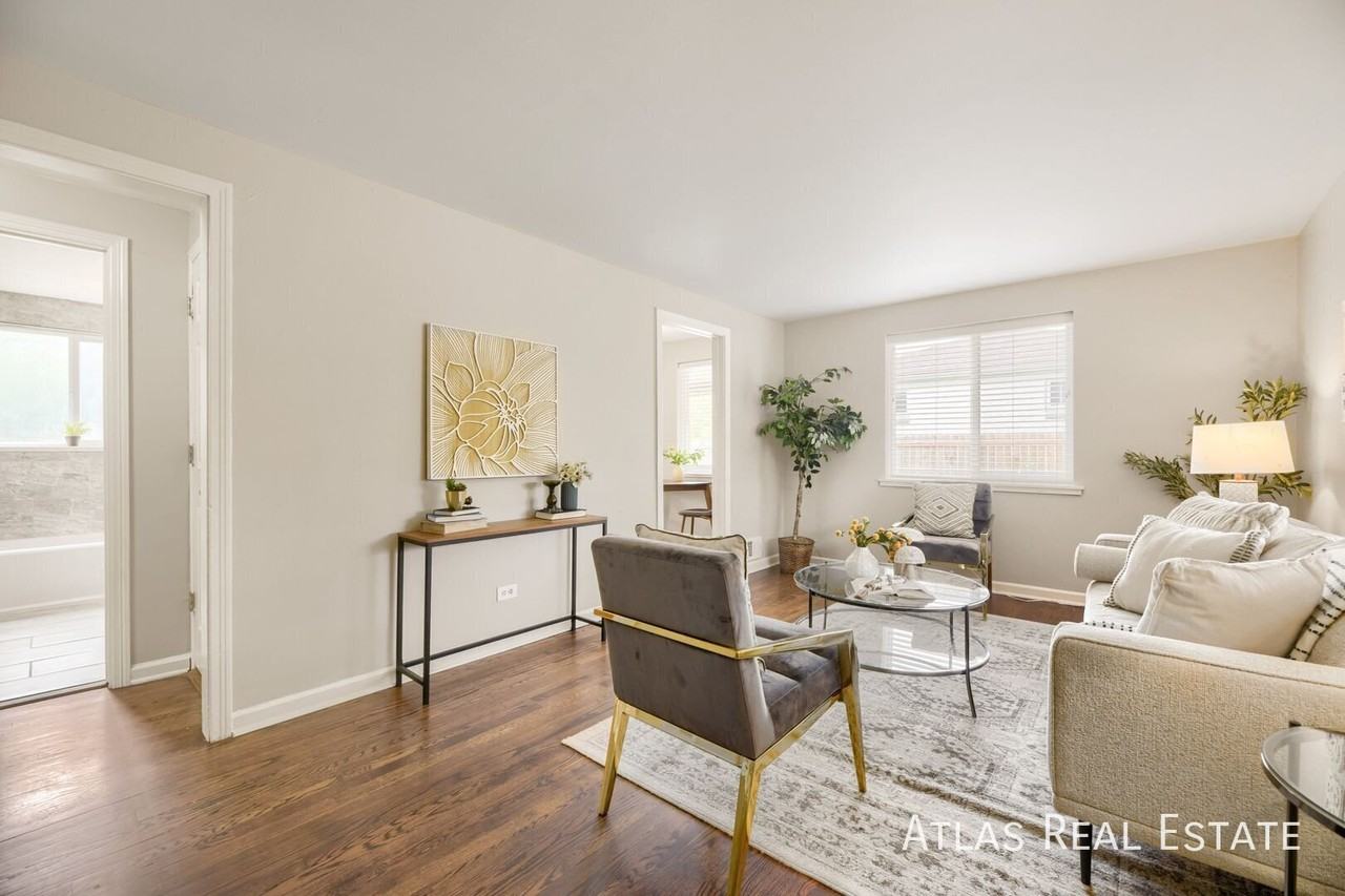 1350 S Canosa Ct - Photo 2 of 35