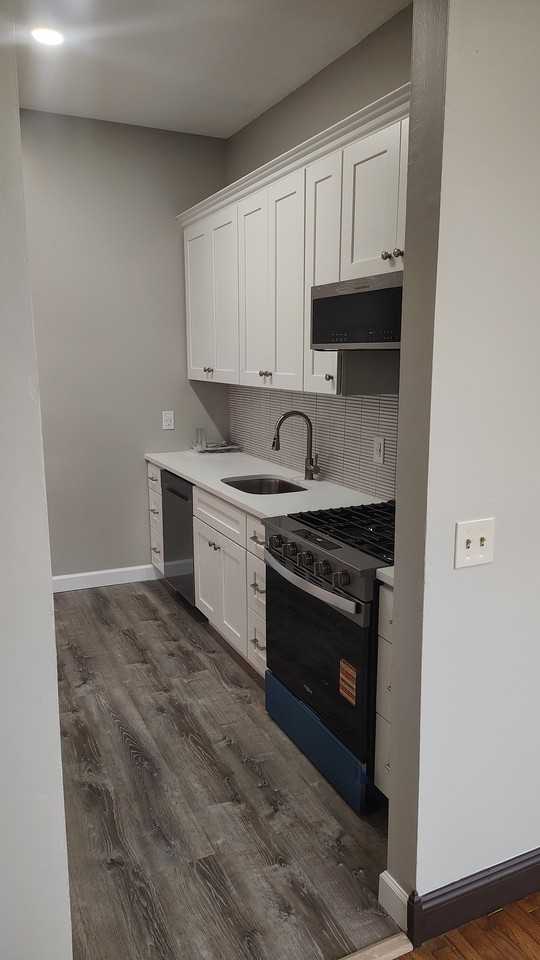 106 William St #2 - Photo 3 of 12