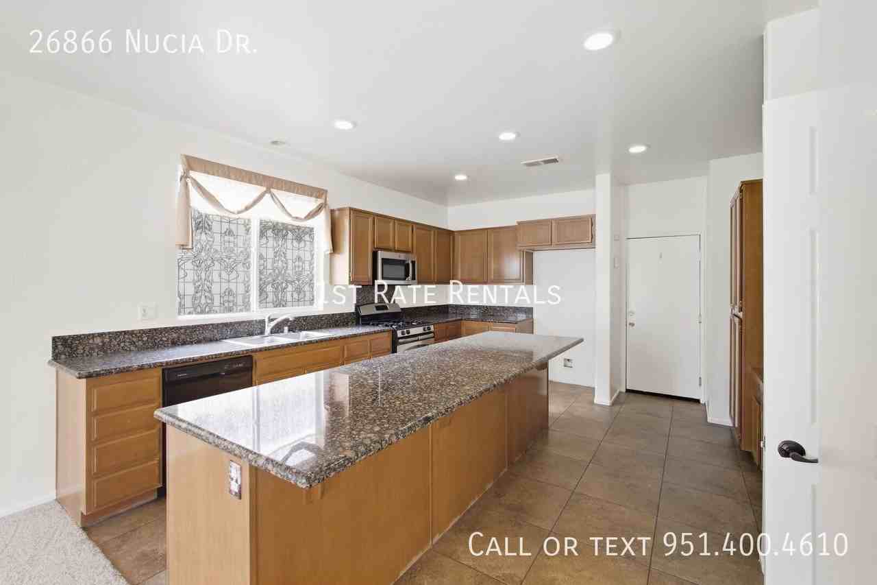 26866 Nucia Dr - Photo 6 of 16
