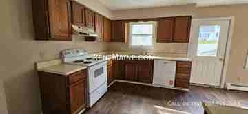 featured image of 114 Main Rd S #B