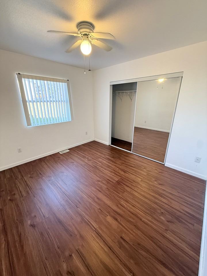 601 Twin Oaks - Photo 4 of 6