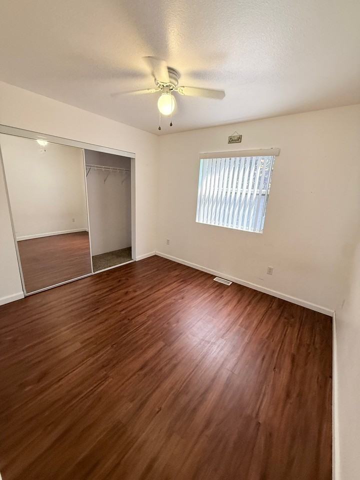 601 Twin Oaks - Photo 6 of 6
