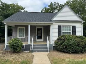 717 Queen Ave Nw - Photo 1 of 1