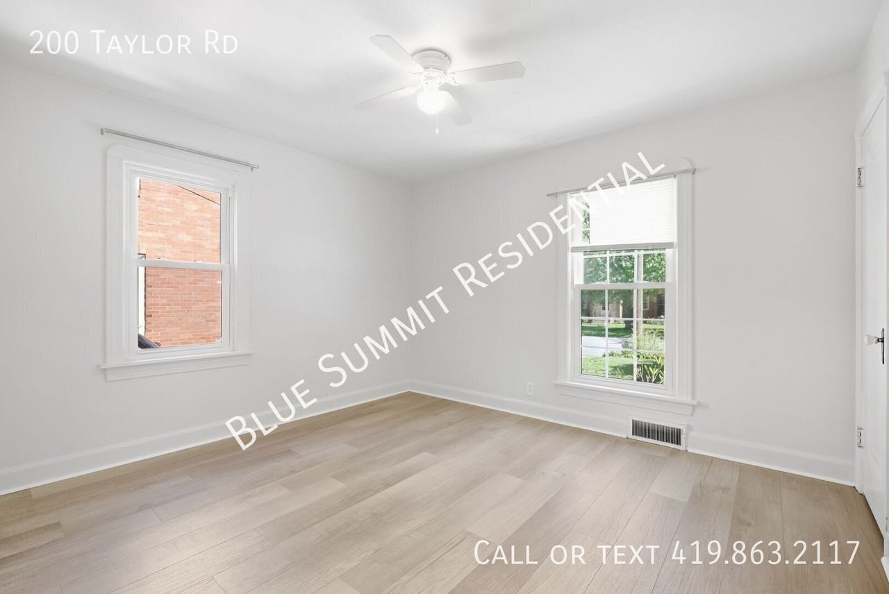 200 Taylor Rd - Photo 4 of 25