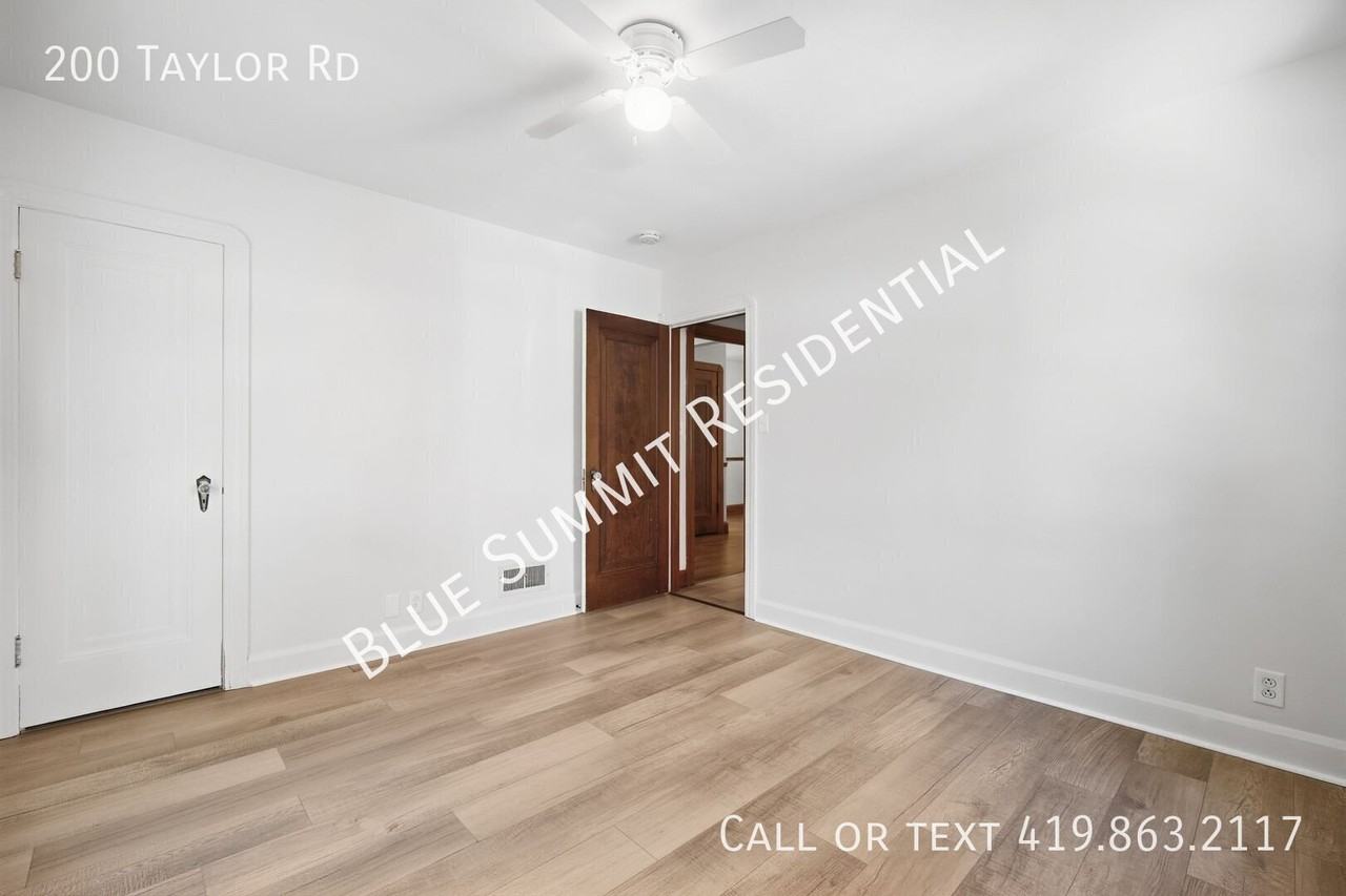 200 Taylor Rd - Photo 5 of 25