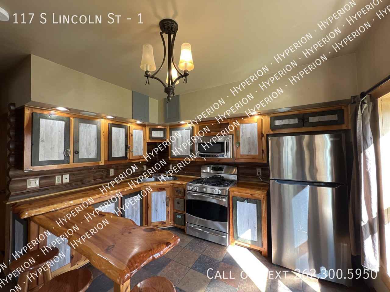 117 S Lincoln St #1 - Photo 5 of 22