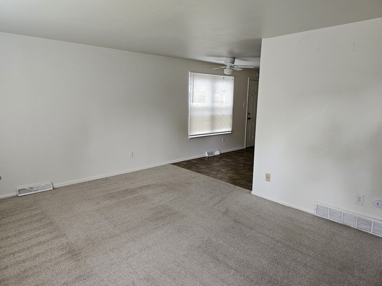 1162 Cree Dr - Photo 2 of 18