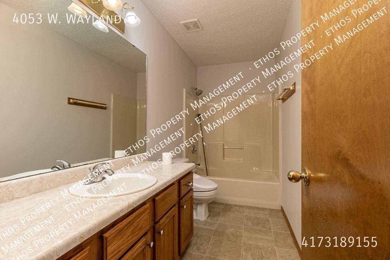 4053 W Wayland St - Photo 7 of 19