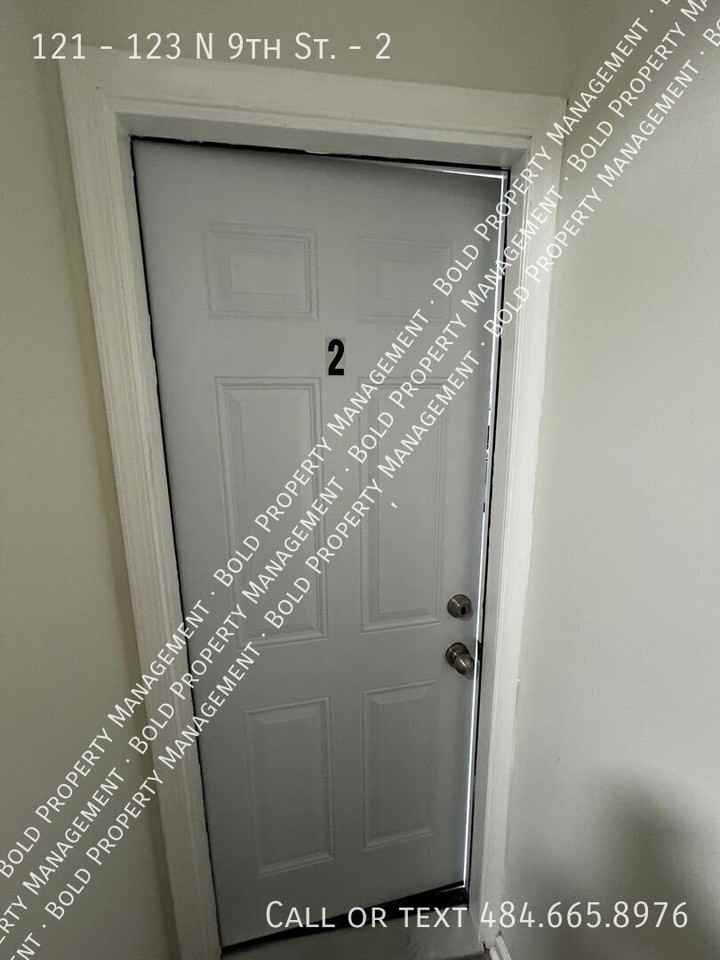 121 #123N9thST2 - Photo 3 of 10