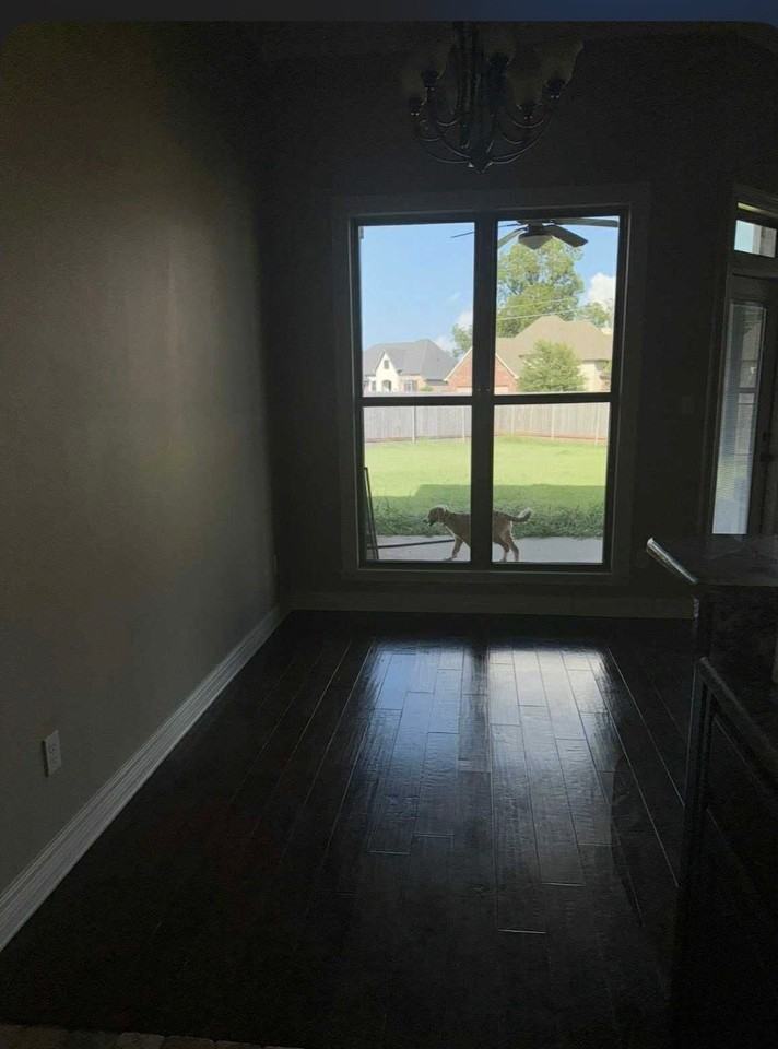 400 Remington Dr - Photo 3 of 17