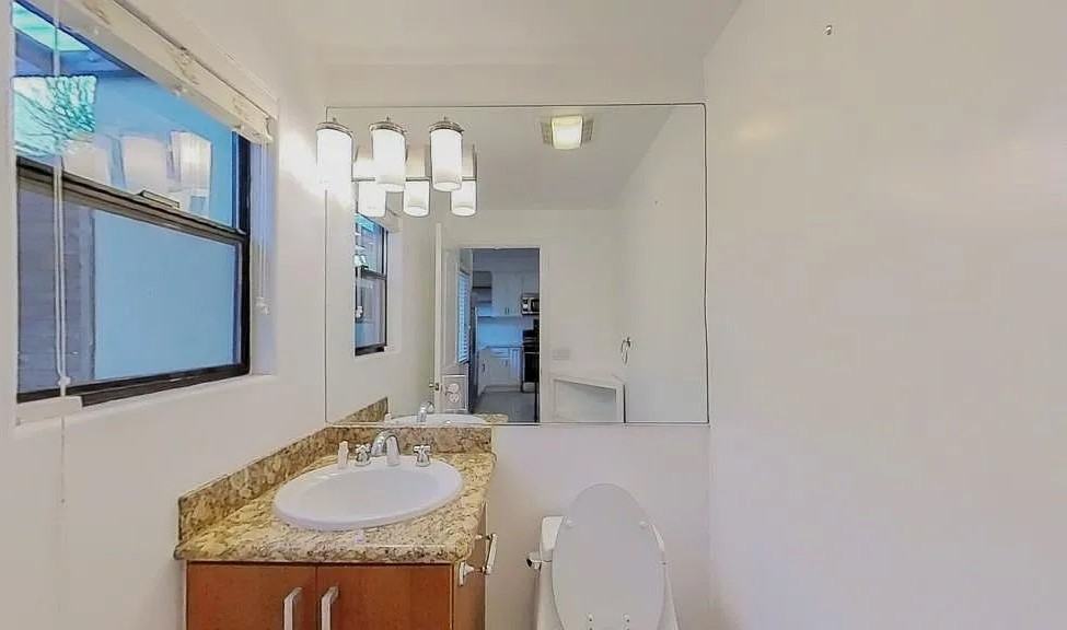 1237 24th St #2 - Photo 5 of 8