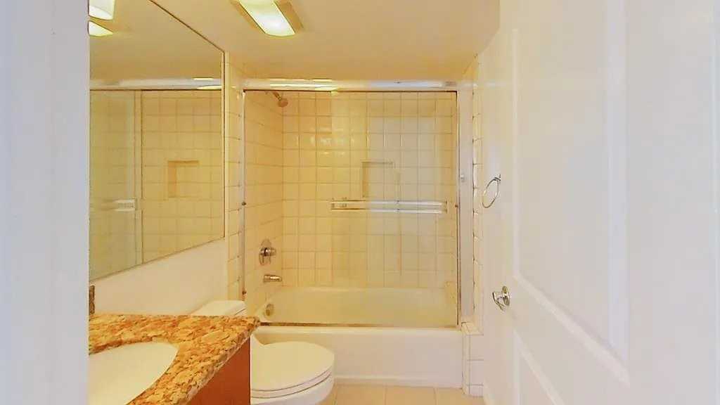 1237 24th St #2 - Photo 7 of 8