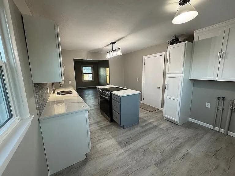 2617 N Market Ave - Photo 6 of 14