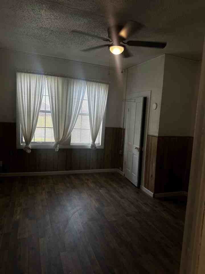 624 N 2nd Ave - Photo 6 of 16