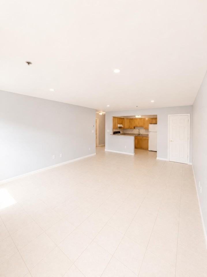 7221 Kennedy Blvd #2B - Photo 3 of 13