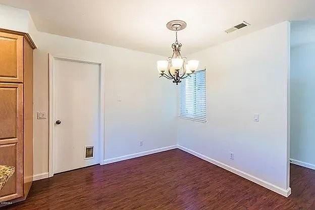 2140 Briarfield St - Photo 3 of 9