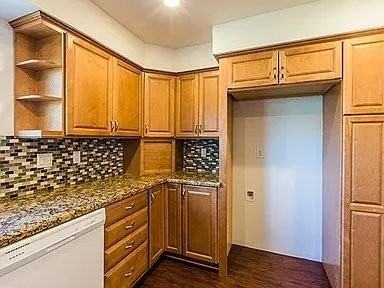 2140 Briarfield St - Photo 5 of 9