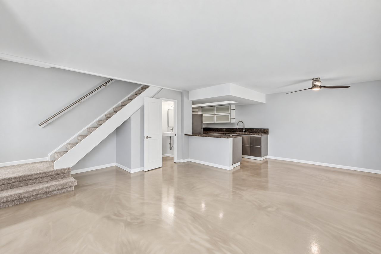 8658 S 51st St #2 - Photo 2 of 28