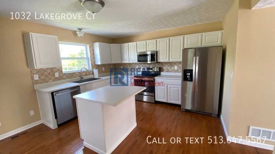 1032 Lakegrove Ct - Photo 7 of 28