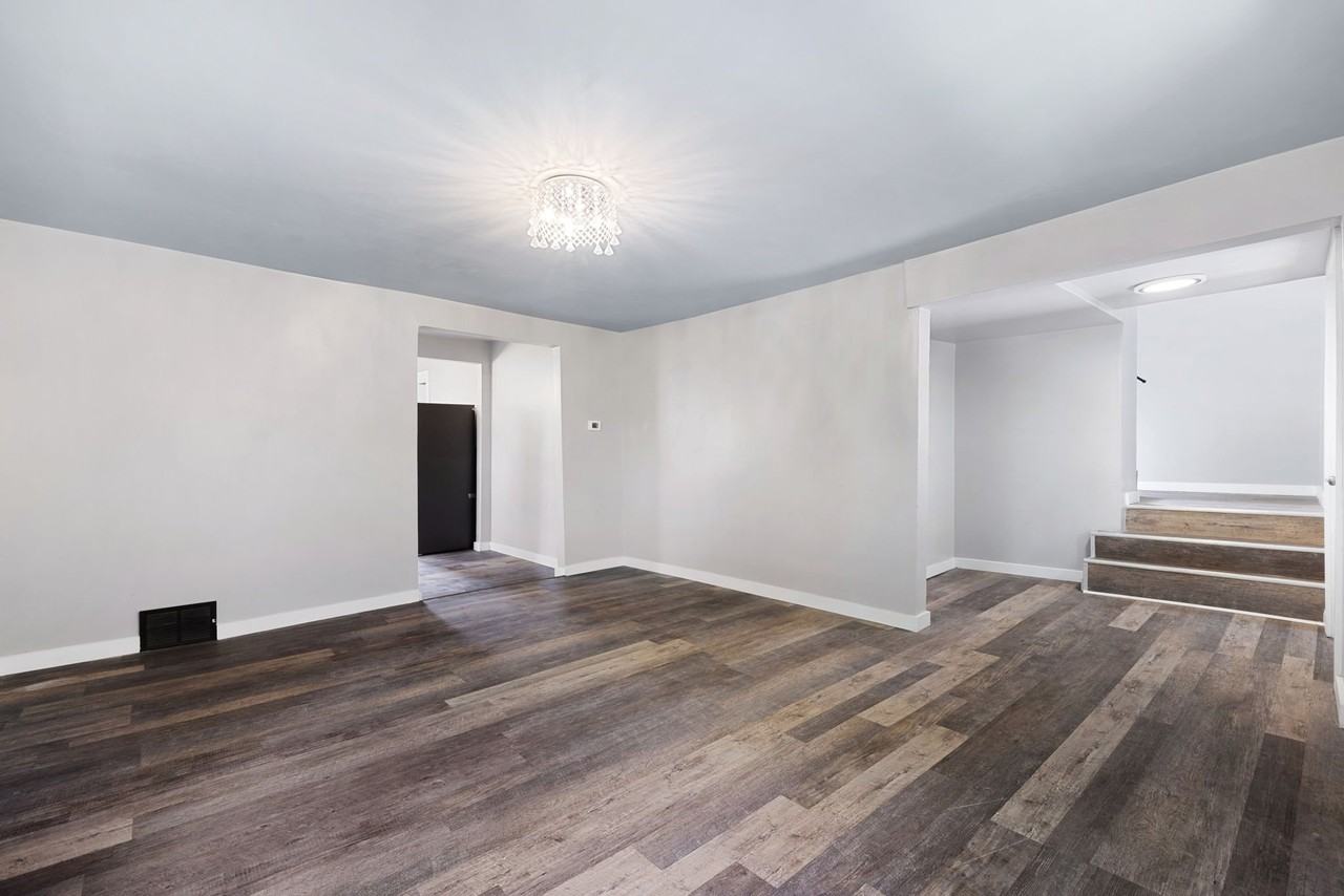 1019 Sherwood Rd - Photo 6 of 11