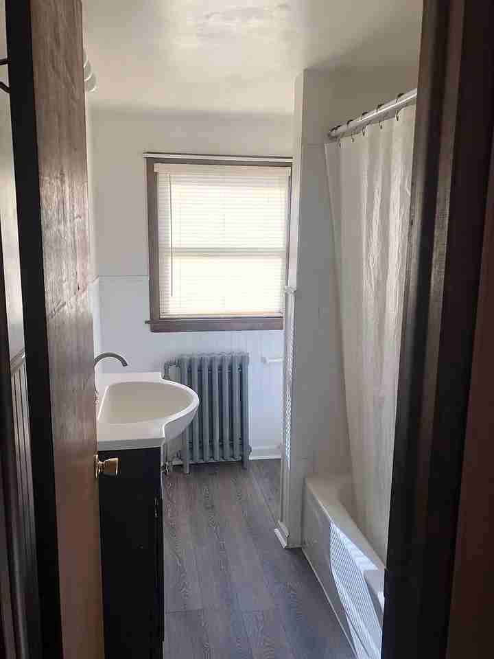 320 Lafayette St #2 - Photo 4 of 6