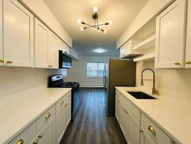 560 Washington Ave #7 - Photo 1 of 1
