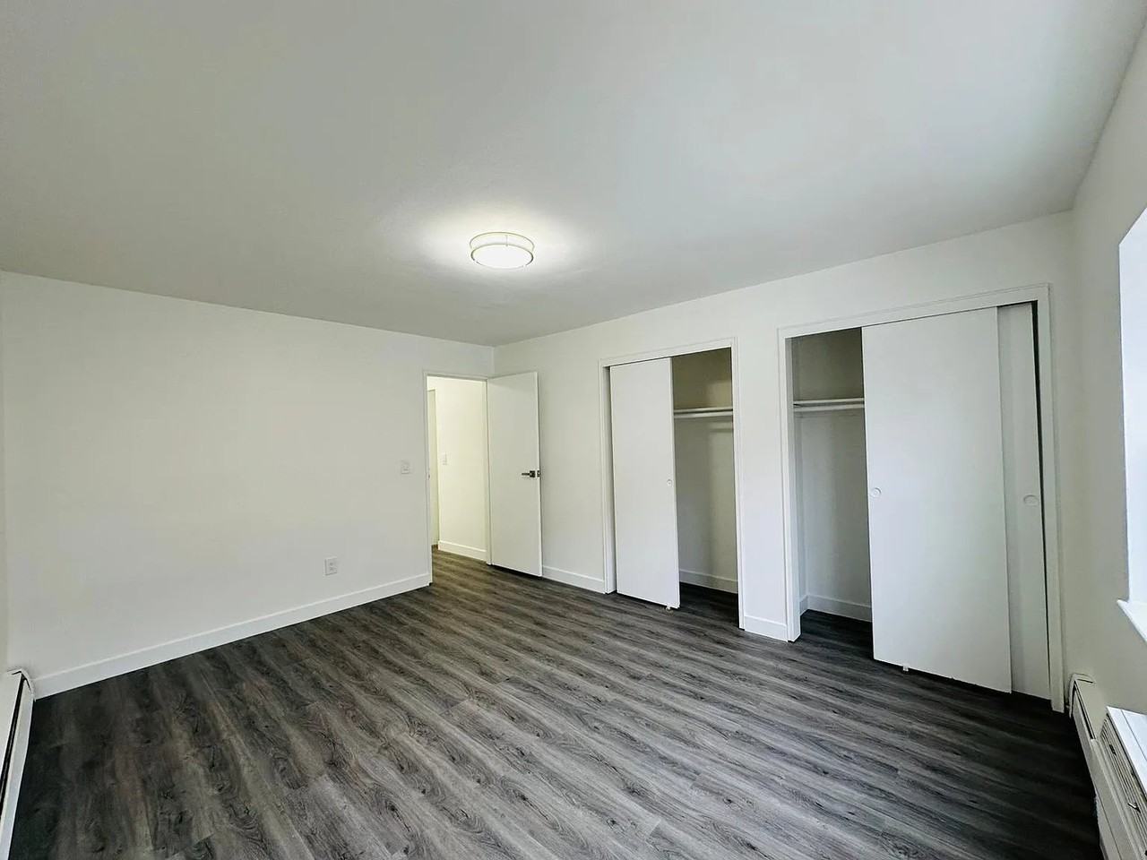 560 Washington Ave #7 - Photo 6 of 8