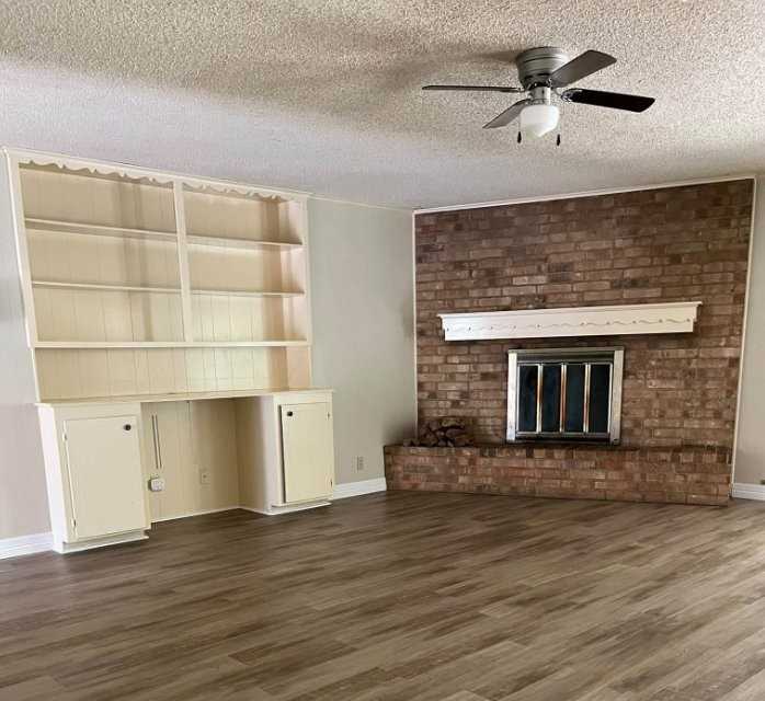 185 Pyeatt Dr - Photo 3 of 9