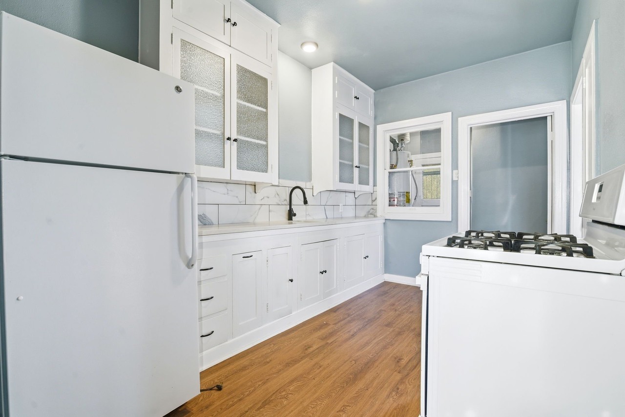 438 W Kings Hwy #2 - Photo 6 of 13