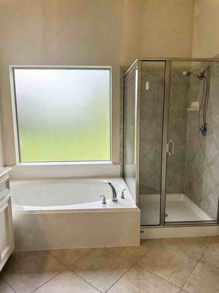 5551 Linden Rose Ln - Photo 4 of 8