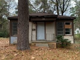 featured image of 1326 Lawhon St