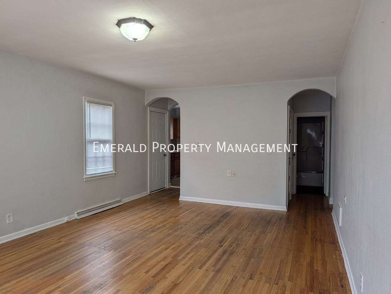 1721 Barton Blvd - Photo 2 of 15