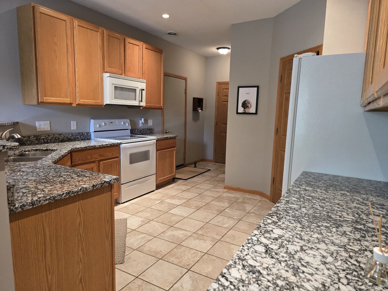 9649 Peony Ln N - Photo 2 of 20