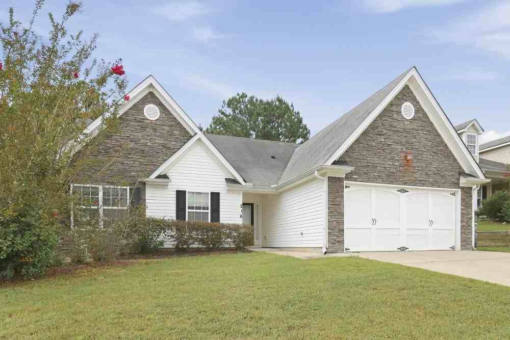 216 Overlook Dr - Photo 2 of 16
