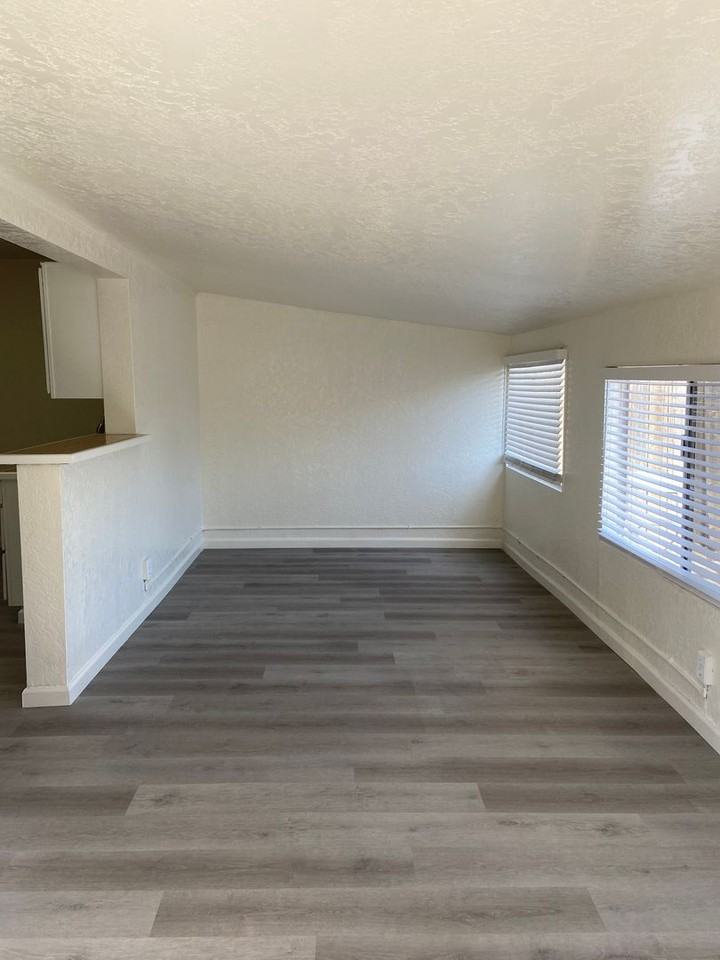 3622 1/2 Collier Ave - Photo 3 of 18