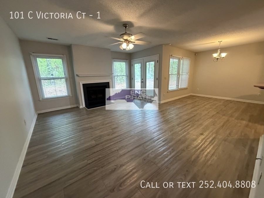 101 W Victoria Ct Apt C #1 - Photo 6 of 11
