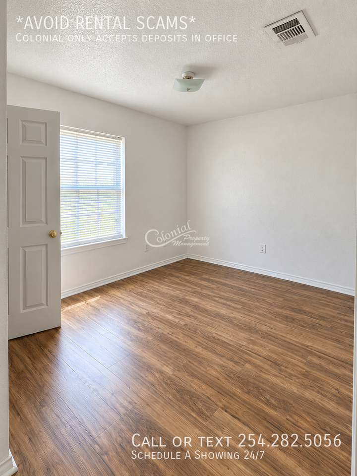 3414 Cantabrian Dr #C - Photo 5 of 9
