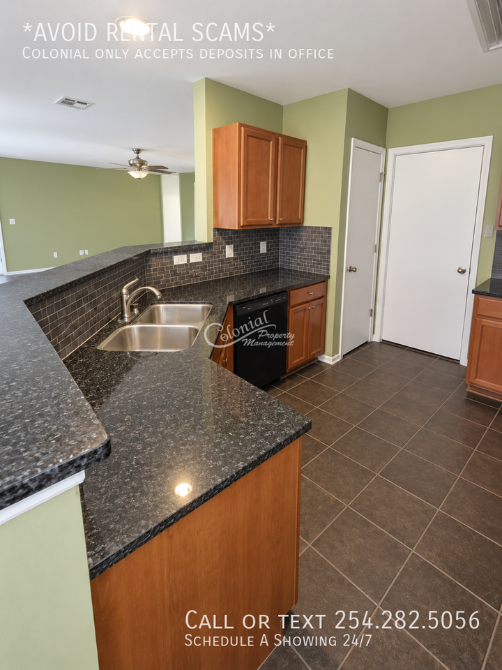 5207 Holster Dr - Photo 5 of 14