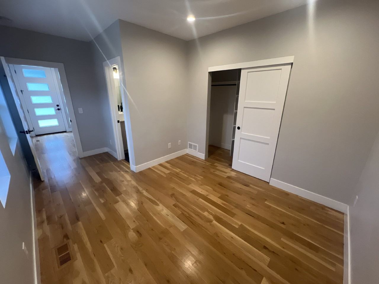 1338 Perry St - Photo 5 of 26