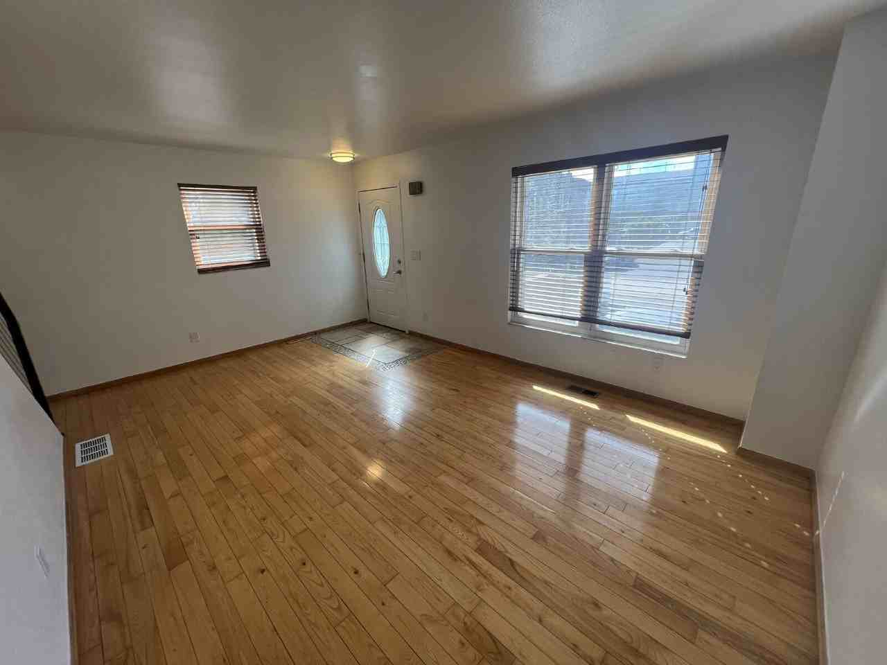 2355 W 32nd Ave - Photo 4 of 34