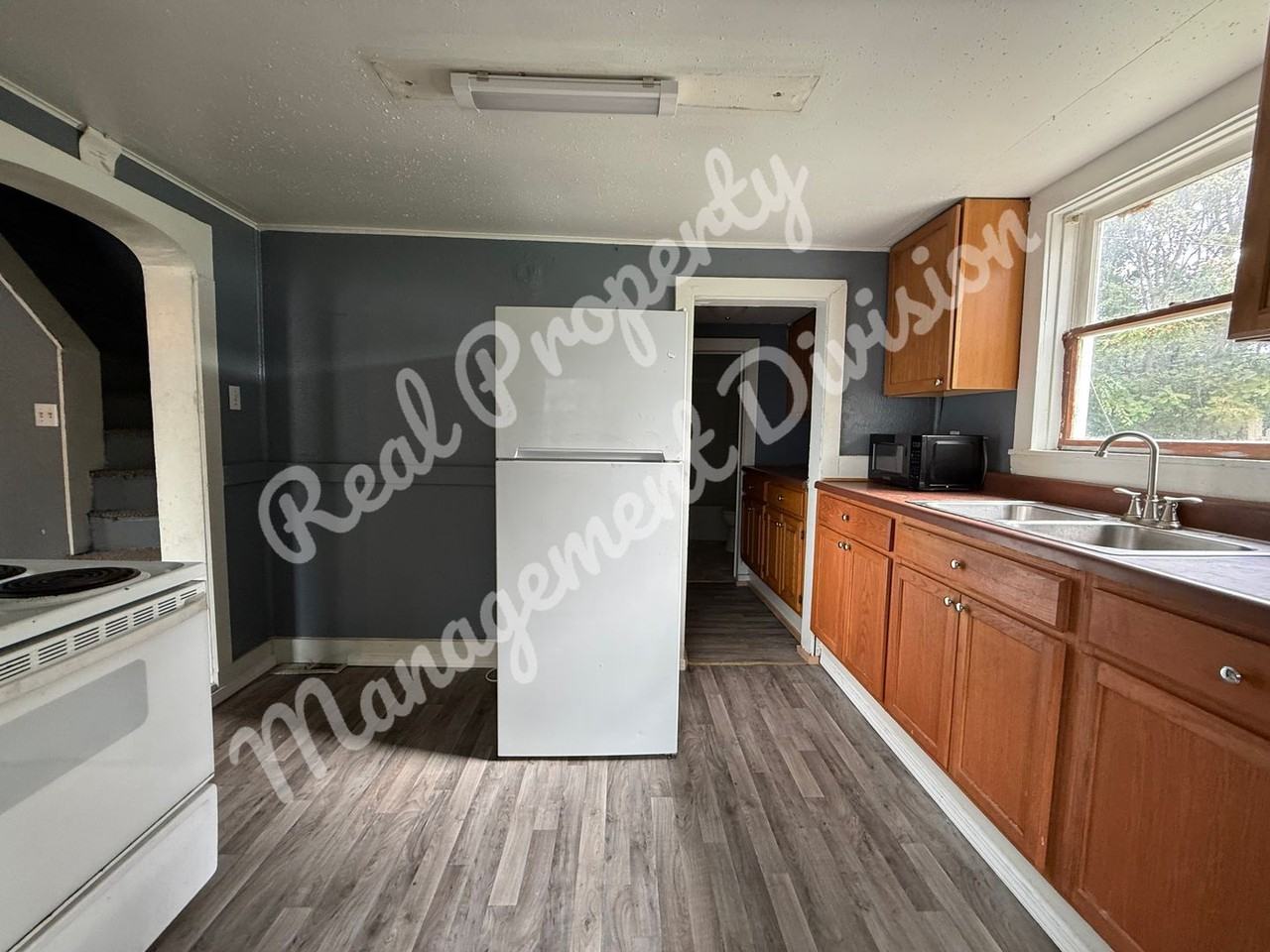 526 S Lincoln Ave #A - Photo 4 of 13