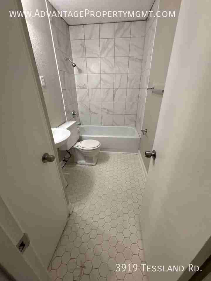 3919 Tessland Rd - Photo 6 of 17