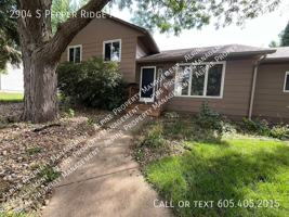featured image of 2904 S Pepper Ridge Ave