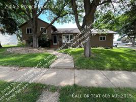 featured image of 2904 S Pepper Ridge Ave