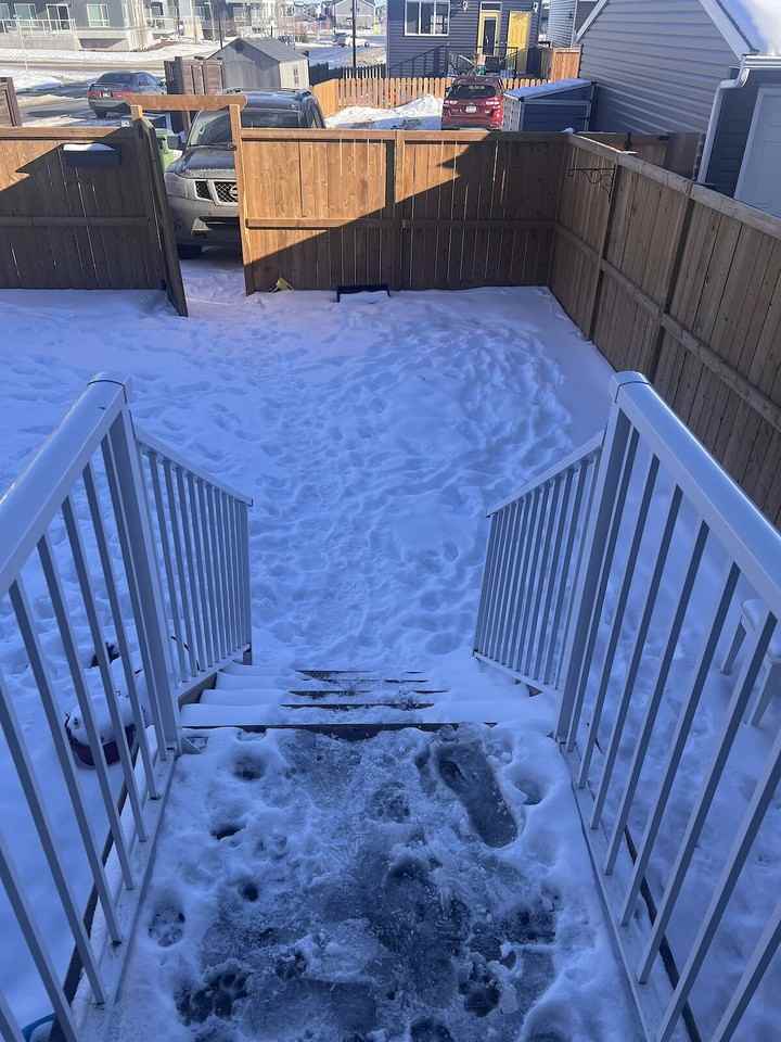 12 Seton Mews Se - Photo 2 of 34