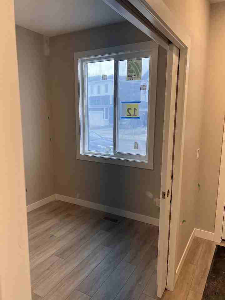 12 Seton Mews Se - Photo 6 of 34