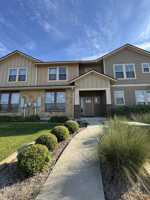 featured image of 7611 Stonehollow Dr #7611