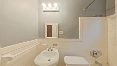 1004 Tamm Avenue - Photo 7 of 8