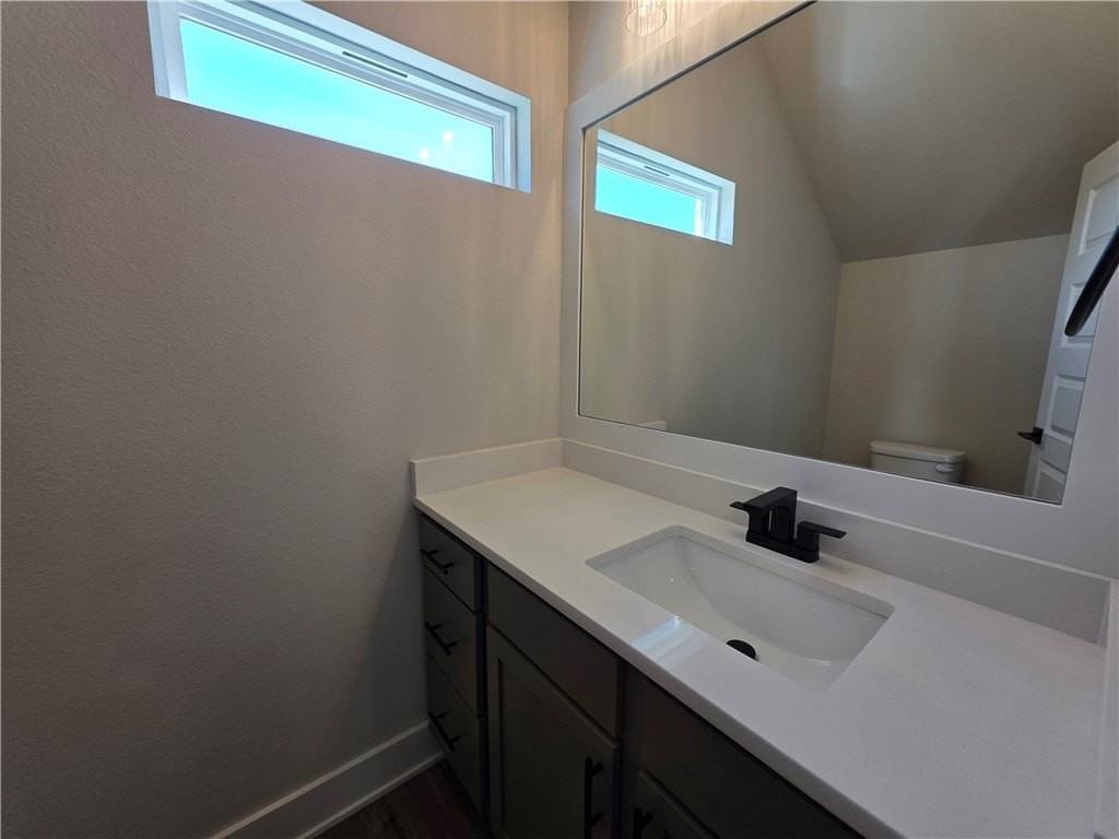 2803 Sw Hampshire Ave - Photo 7 of 20
